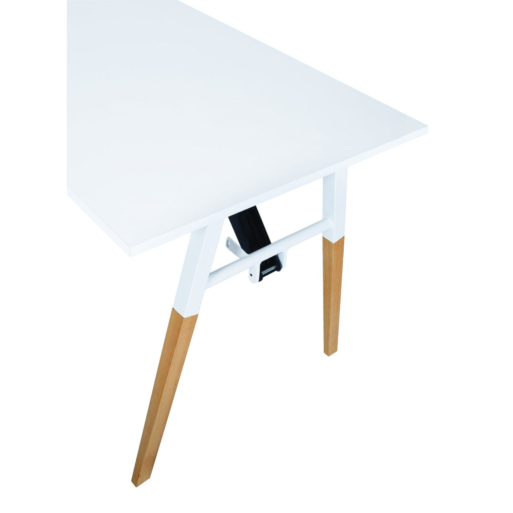 Neo Folding Table